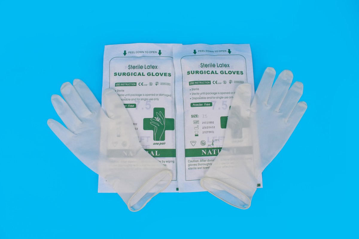 Sterile Powder-free Latex Surgical Gloves